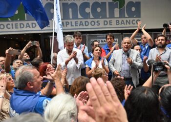 Bancarios. Alcanzaron un acuerdo salarial con una paritaria corta y ajuste automático por inflación