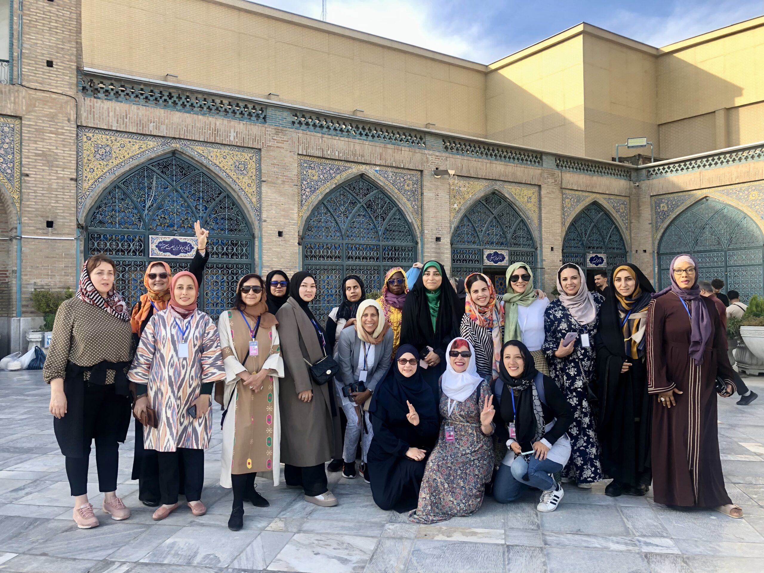Visitando bazar y mezquita en Teherán