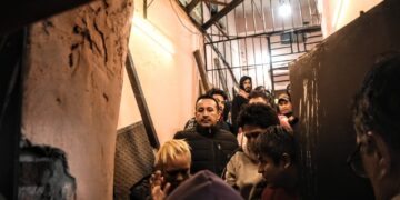 Acuerdo y freno al desalojo de las familias de Casa Santa Cruz