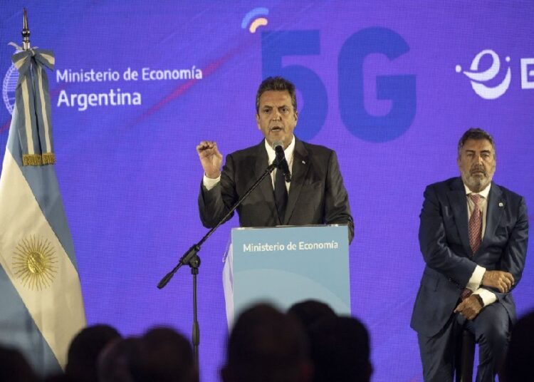 Licitación 5G. Ingreso de divisas, neutralidad de la red y prestación básica universal