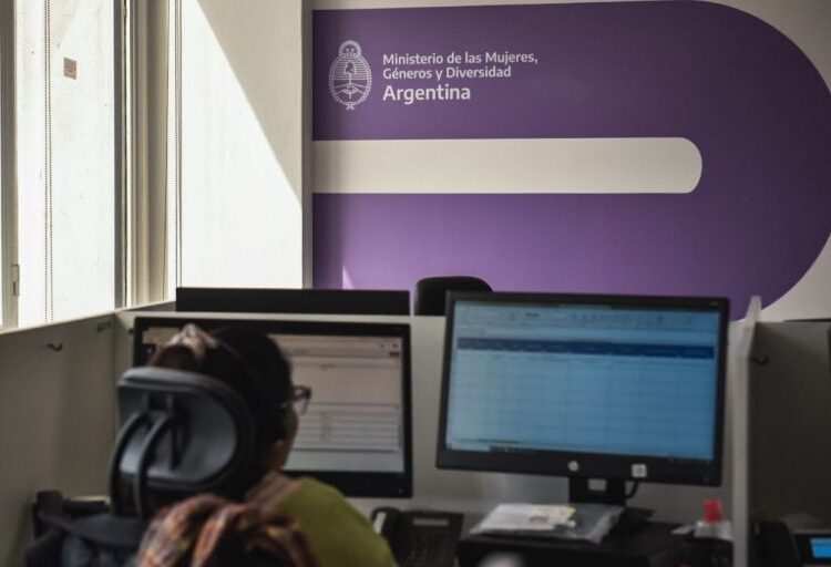 Amenaza de bomba y hostigamiento a las trabajadoras del Ministerio de las Mujeres, Géneros y Diversidad: las respuestas