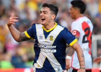 Polémica por la camiseta escocesa de Rosario Central