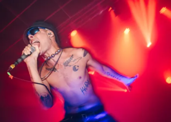 Barro reavivó la llama del metal pesado en Flores