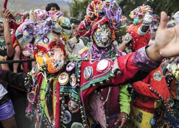 Disfrazar la tristeza en tiempos de carnaval