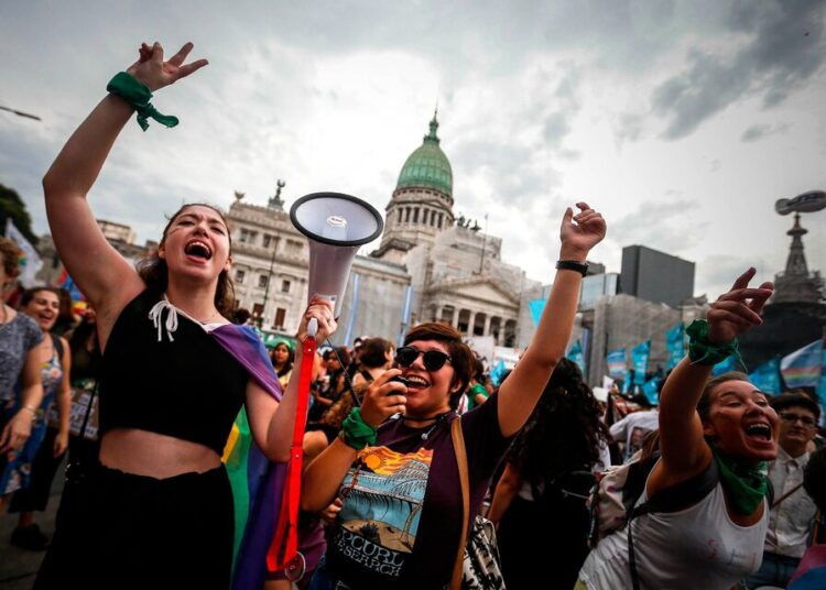 Acá estamos: fuimos marea, seremos tsunami. El documento que se leerá frente al Congreso