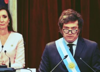 Foro Economía y Trabajo: “Que lo urgente no postergue lo importante”