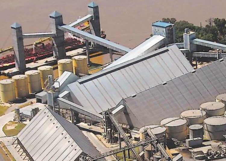 Las medidas de fuerza contra la flexibilización laboral y la vuelta del Impuesto a las Ganancias