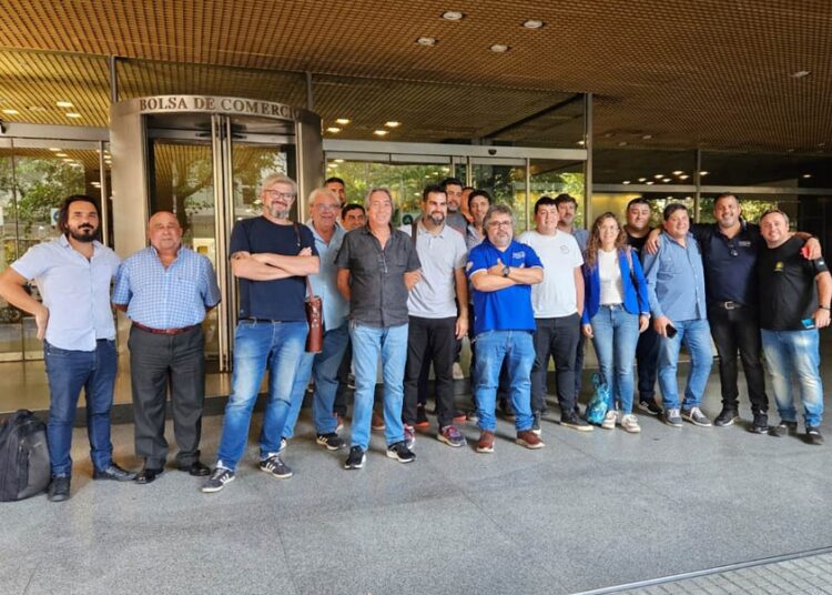 Aceiteros acordó su paritaria y llevó al salario inicial a 1.240.000 pesos