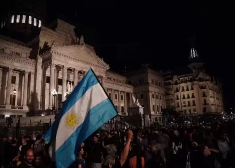 El Palacio de las frustraciones y la calle de la esperanza