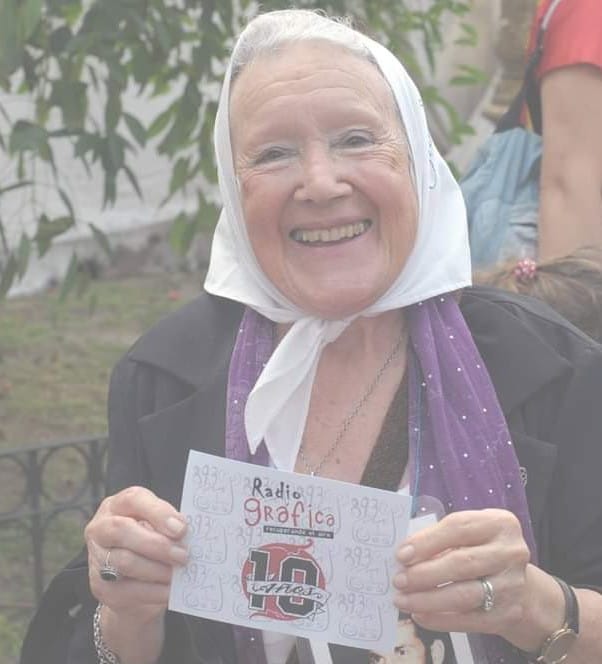 Nora Cortiñas durante el festejo de los 10 años de Radio Gráfica