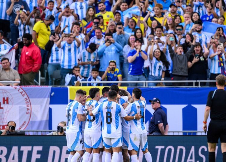 Una vez más, Radio Gráfica junto a la Selección