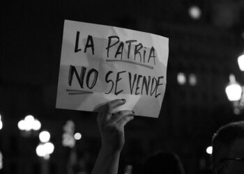 Ley Bases: El desafío de enfrentar al colonialismo