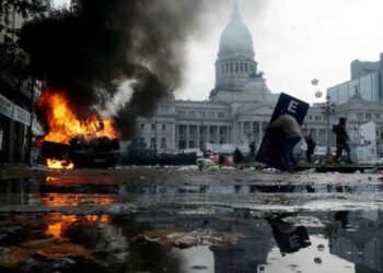 Argentina. Ley Bases y programa represivo: las iniciativas populares no serán televisadas (ni “viralizadas”)