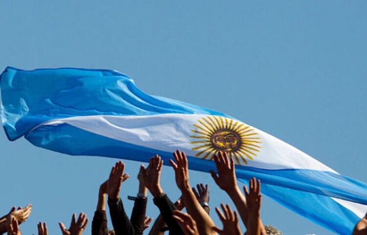 Pensar la Patria para reconquistar la soberanía política y la independencia económica