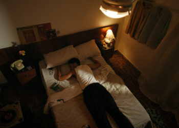 T.A.T.O. se aventura en la música española y se planta: “No creo que pegarla sea el único camino”