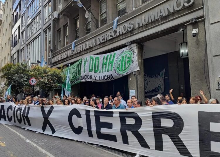 Motosierra en el Ministerio de Justicia: Avanzan los despidos, aprietes y la precarización laboral