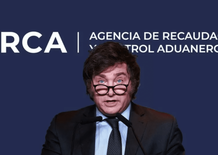 Foro Economía y Trabajo: ¿Por qué no contribuye el que más tiene?