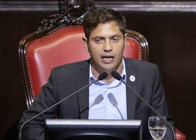 Kicillof cruza a Milei durante la apertura de sesiones bonaerenses