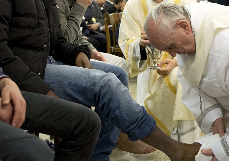 Francisco peregrinó contra “la globalización de la indiferencia”