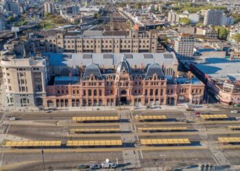 Movilización y paro. Las centrales sindicales retoman la iniciativa