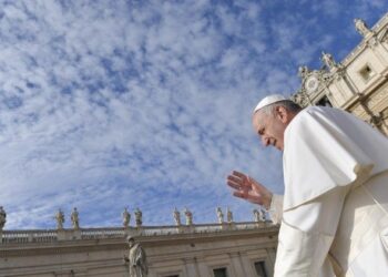 Murió el papa: Desde Flores al Vaticano, de la renovación de la Iglesia a su cercanía con los más humildes