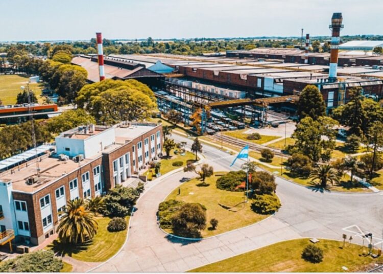 Crisis en la producción nacional: Acindar Villa Constitución suspendió a 500 trabajadores