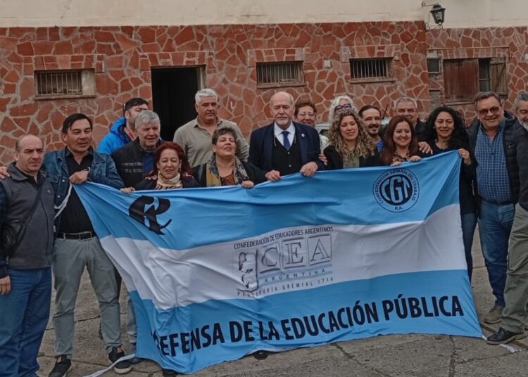 La CEA se reunió de cara al XXI Congreso Político Educativo y reclamó por la Paritaria Nacional Docente