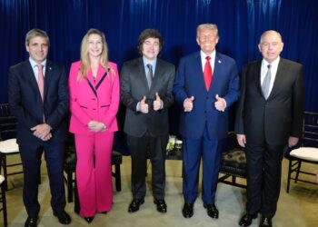 Trump sale al rescate de Milei para profundizar la dependencia de la Argentina