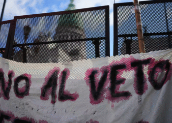 Se cae el relato de la anticasta, la libertad y el modelo económico del Gobierno