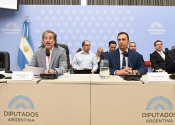 La reforma laboral del Gobierno: ataque a los convenios colectivos y negociación por empresa