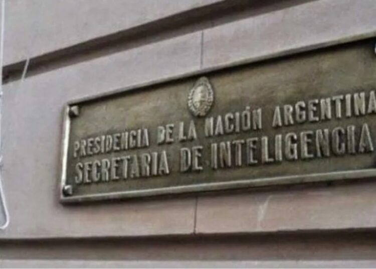 Agustín Rossi sobre los cambios en Inteligencia: “La lleva al período de la última dictadura militar”