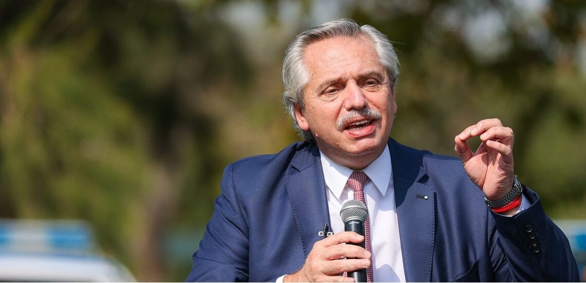 Alberto Fernández: la deuda con el FMI, la “tergiversación” de su Gobierno, la interna y el “error” de la foto de Olivos
