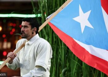 Puerto Rico, la colonia que canta: El fenómeno Bad Bunny bajo la lupa