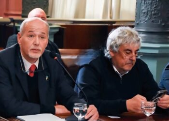 Gremios docentes reclaman la “convocatoria urgente” a la paritaria nacional