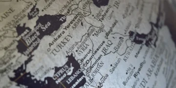 Fuentes Seguras. La diplomacia hace su intento