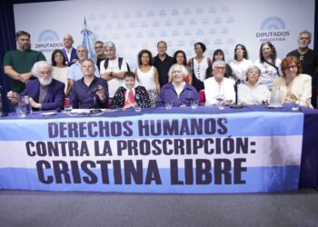 Cristina Kirchner: reclamaron por las restricciones de la prisión de la prisión domiliciliaria