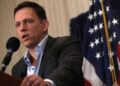 Quién es Peter Thiel, el magnate tecnócrata que se reúne con Milei en Casa Rosada y no cree en la democracia