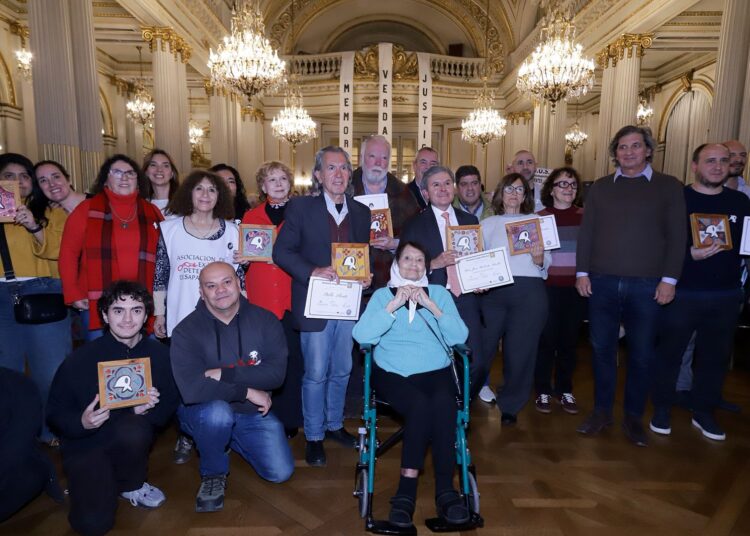 Premios Jorge Morresi: reconocieron a referentes de DD.HH., la cultura, el sindicalismo y la militancia popular