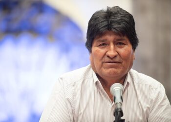 Evo Morales en Radio Gráfica: “Hay una rebelión de la Bolivia profunda, una sublevación ante un gobierno neocolonial”