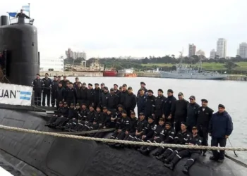 Bronca e impotencia de los familiares tras el fallo por el hundimiento del submarino ARA – San Juan