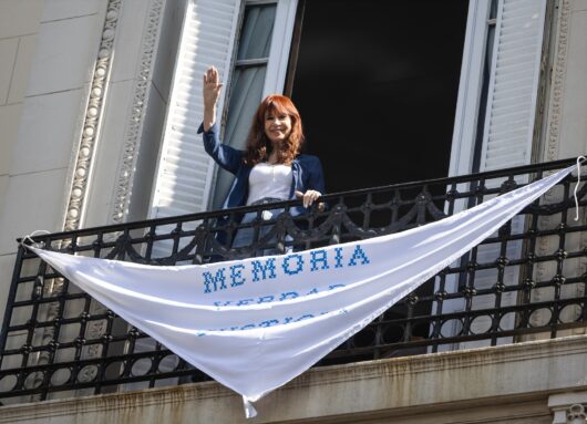 La carta de CFK: El costo democrático de la politización de la justicia