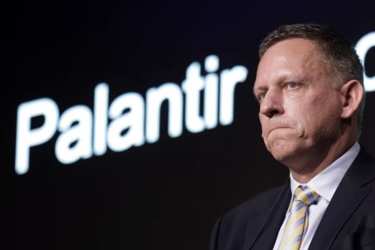 Peter Thiel desembarca en Vaca Muerta: ¿qué significa defender la soberanía 176 años después de San Martín?
