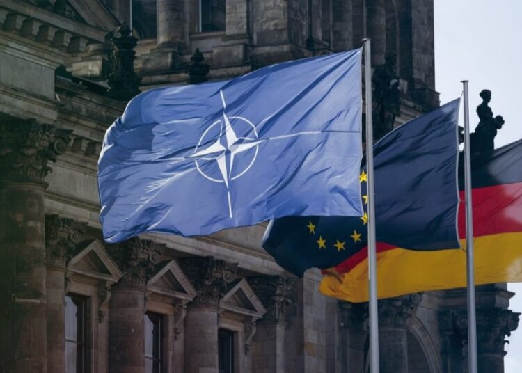 El talón de Aquiles de la OTAN, las fronteras y la crisis social alemana amenazan la defensa europea