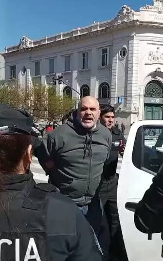 Claudio Dellecarbonara tras la detención: “quieren desarmar a la organización de los trabajadores”