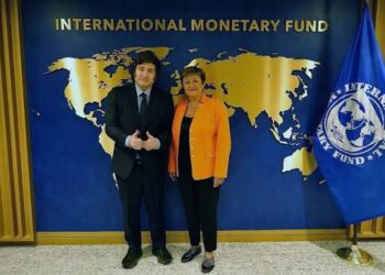 Foro Economía y Trabajo: La deuda no puede mandar (III)