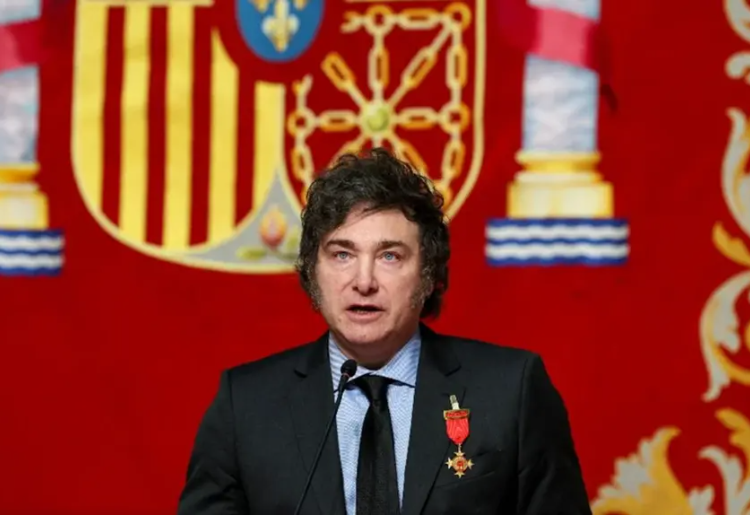 Milei viaja a Europa: las calles impugnan una “democracia” sin mayorías